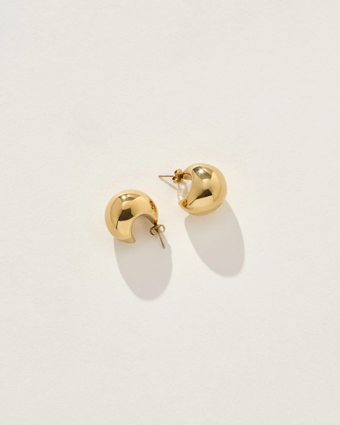 Aurelia Earrings in Gold