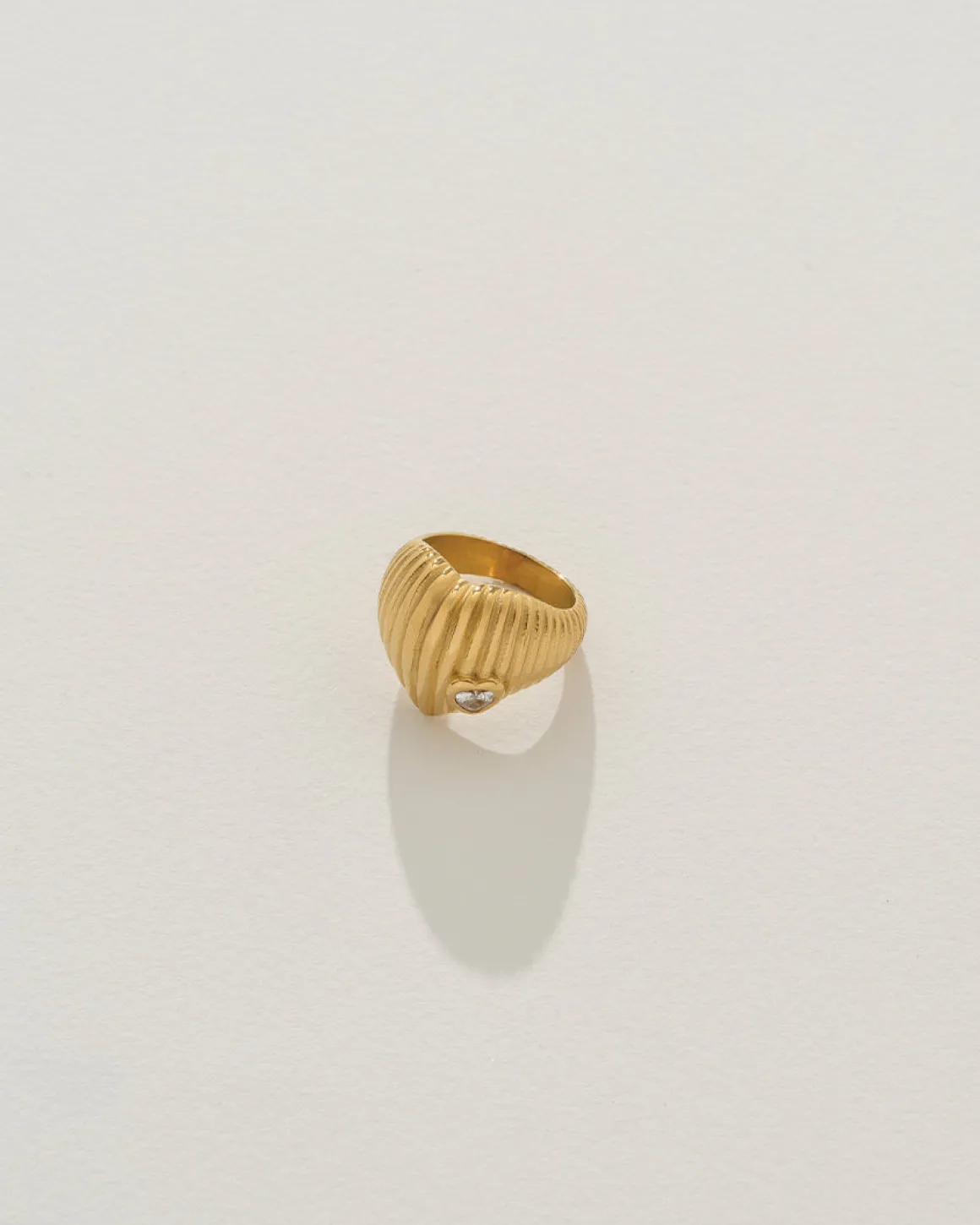 Azura Ring in Gold
