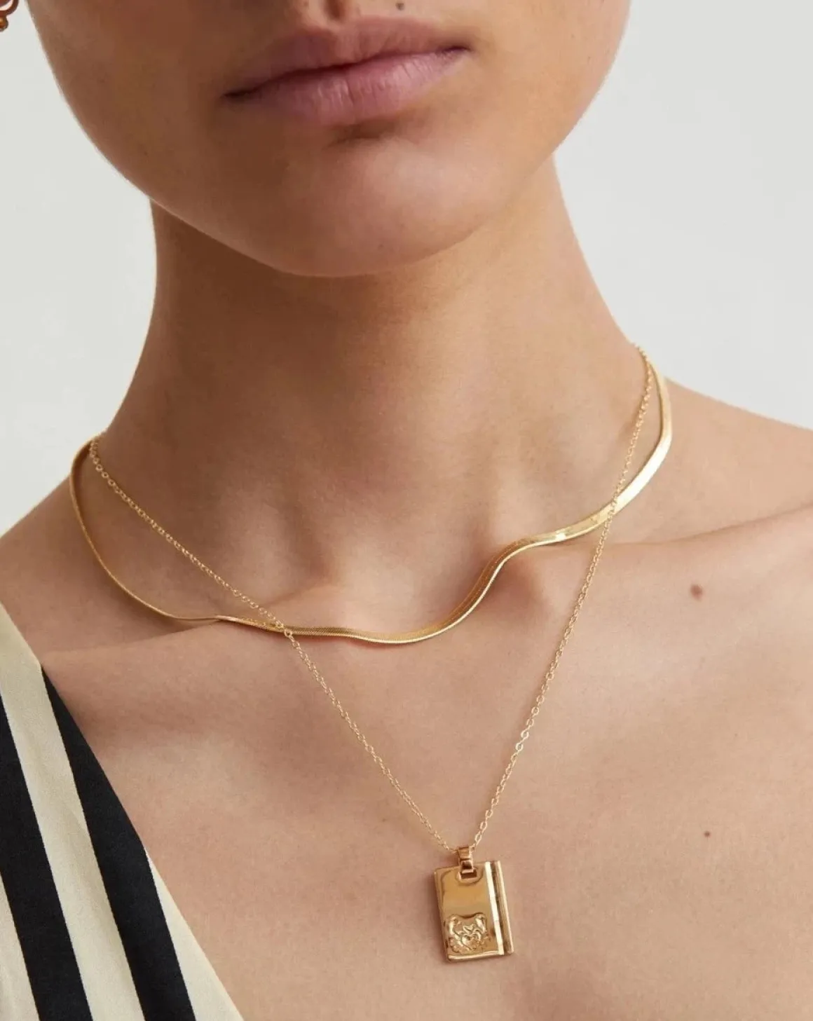 Gold Star Sign Necklace Cancer