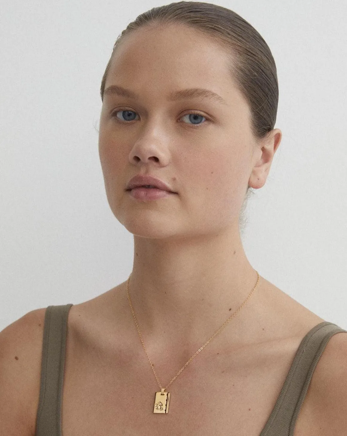 Gold Star Sign Necklace Capricorn