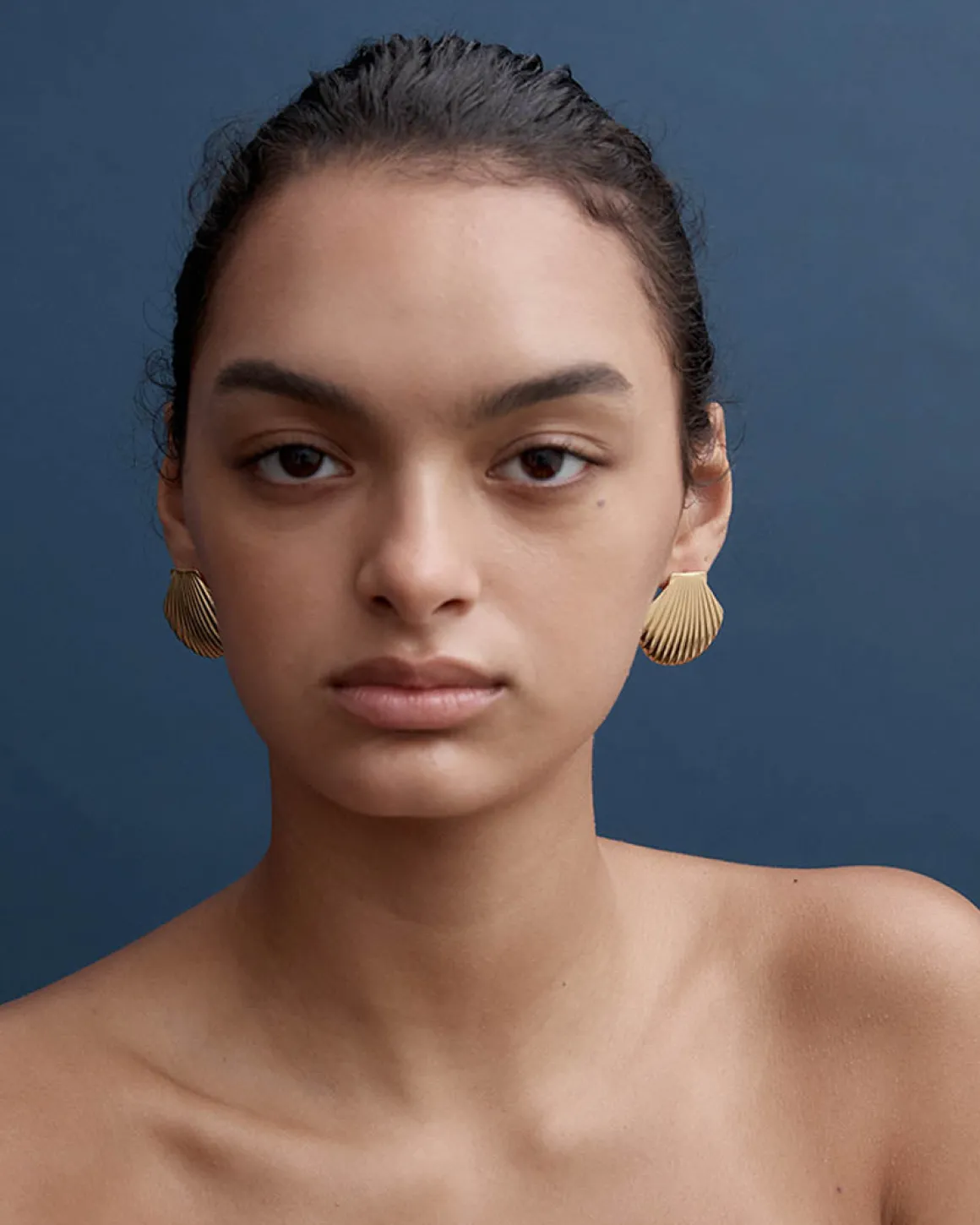 Kai Earrings in Gold