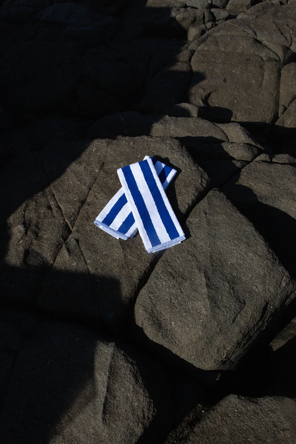 Towel Set Narrow Stripe in Cobalt